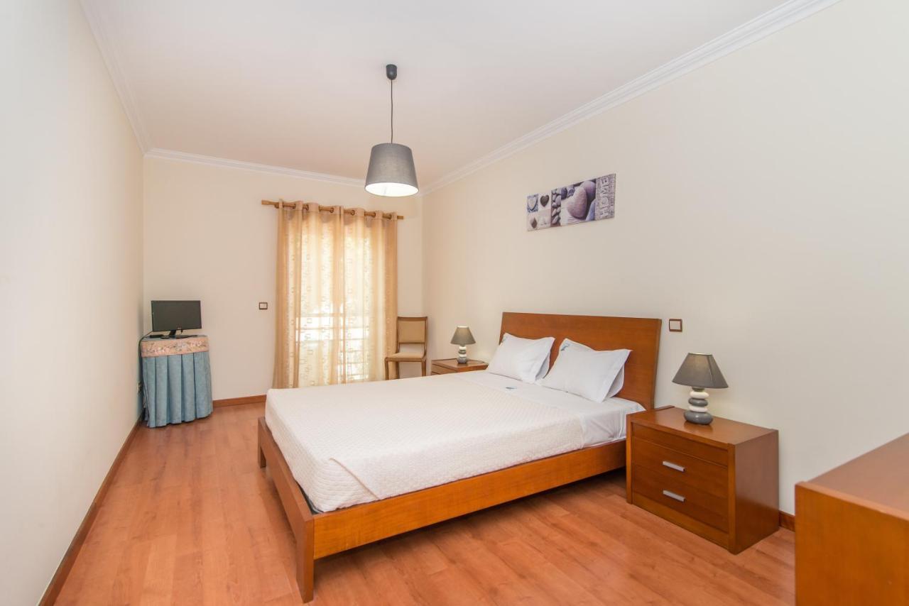 Casa Mergoux - 15 Mins Walk City Center - Quiet - Spacious Tavira Extérieur photo